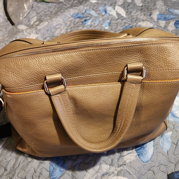 Brown Leather Messenger Bag with Structured Design W- 17 L-14 1/2... - Picture 9 of 10